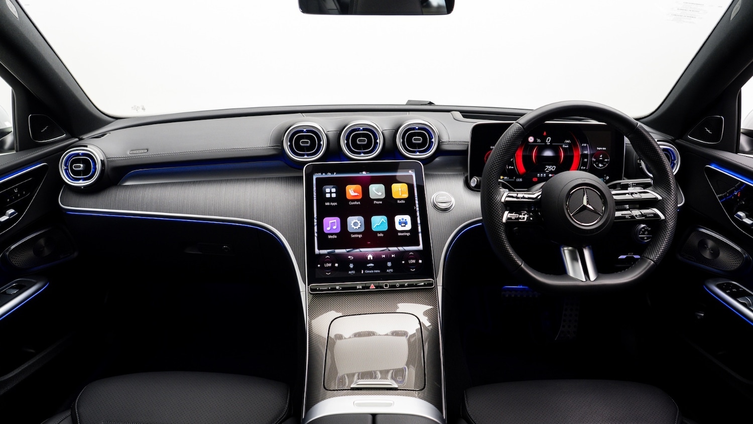 Used Mercedes-Benz C Class 2025 for sale - 78066961: Photo 2