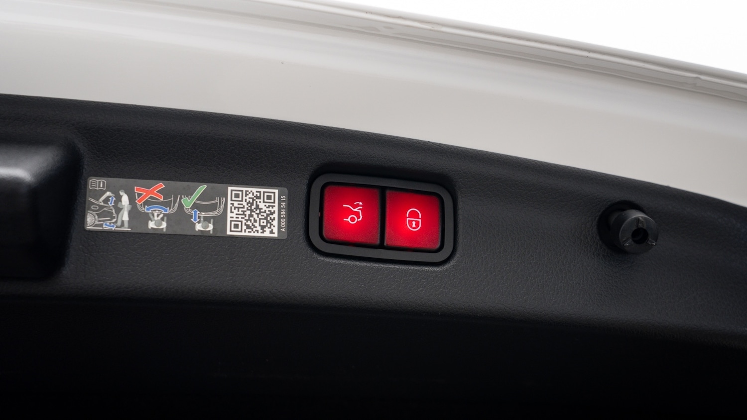 Used Mercedes-Benz C Class 2025 for sale - 78066961: Photo 9