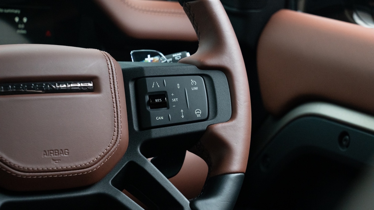 Used Land Rover Defender 2025 for sale - 76459087: Photo 16