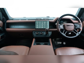 Used Land Rover Defender 2025 for sale - 76459087: Photo