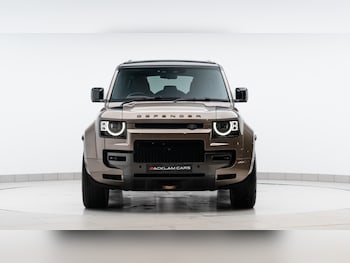 Used Land Rover Defender 2025 for sale - 76459087: Photo