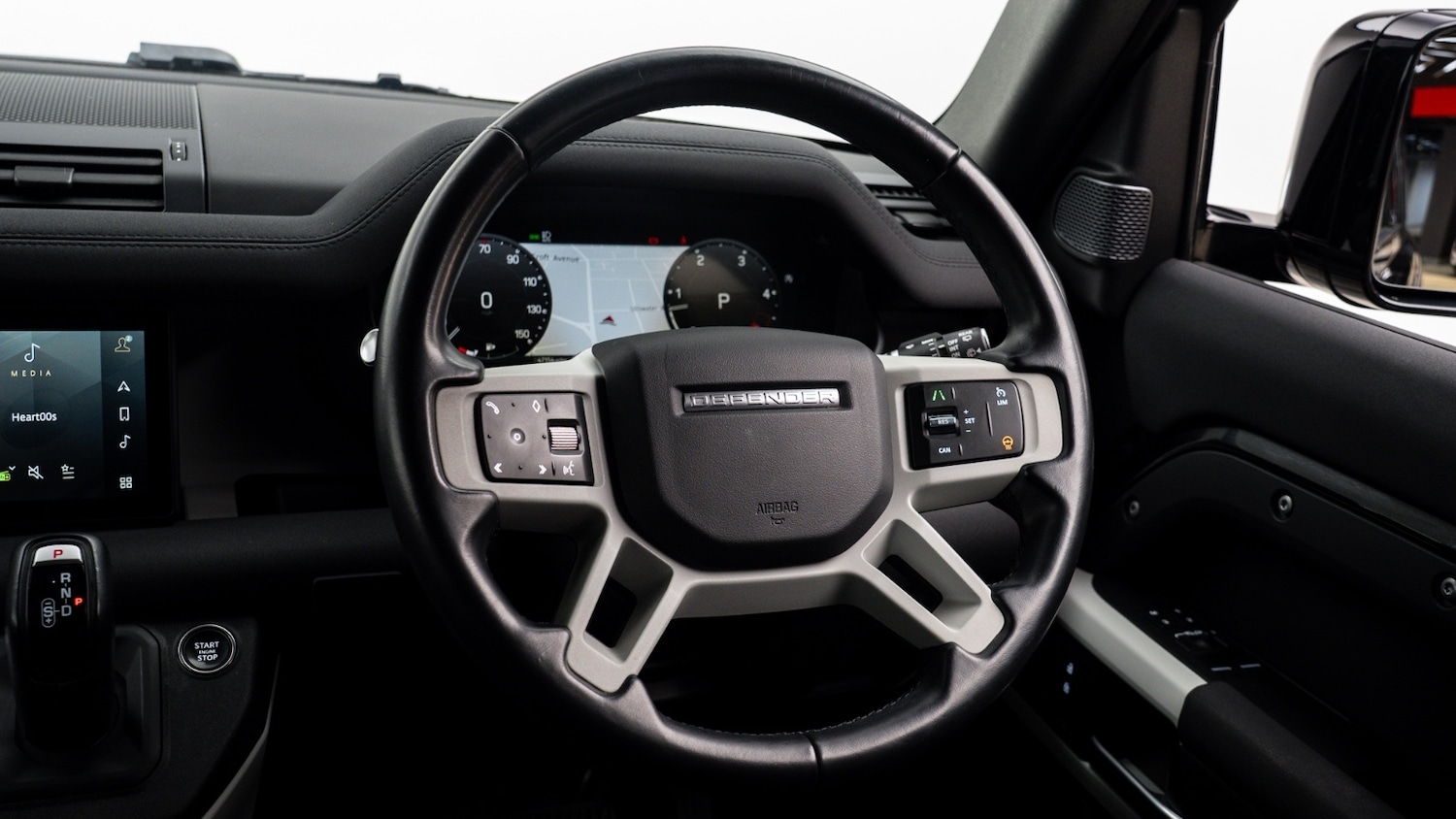 Used Land Rover Defender 2023 for sale - 77893924: Photo 29