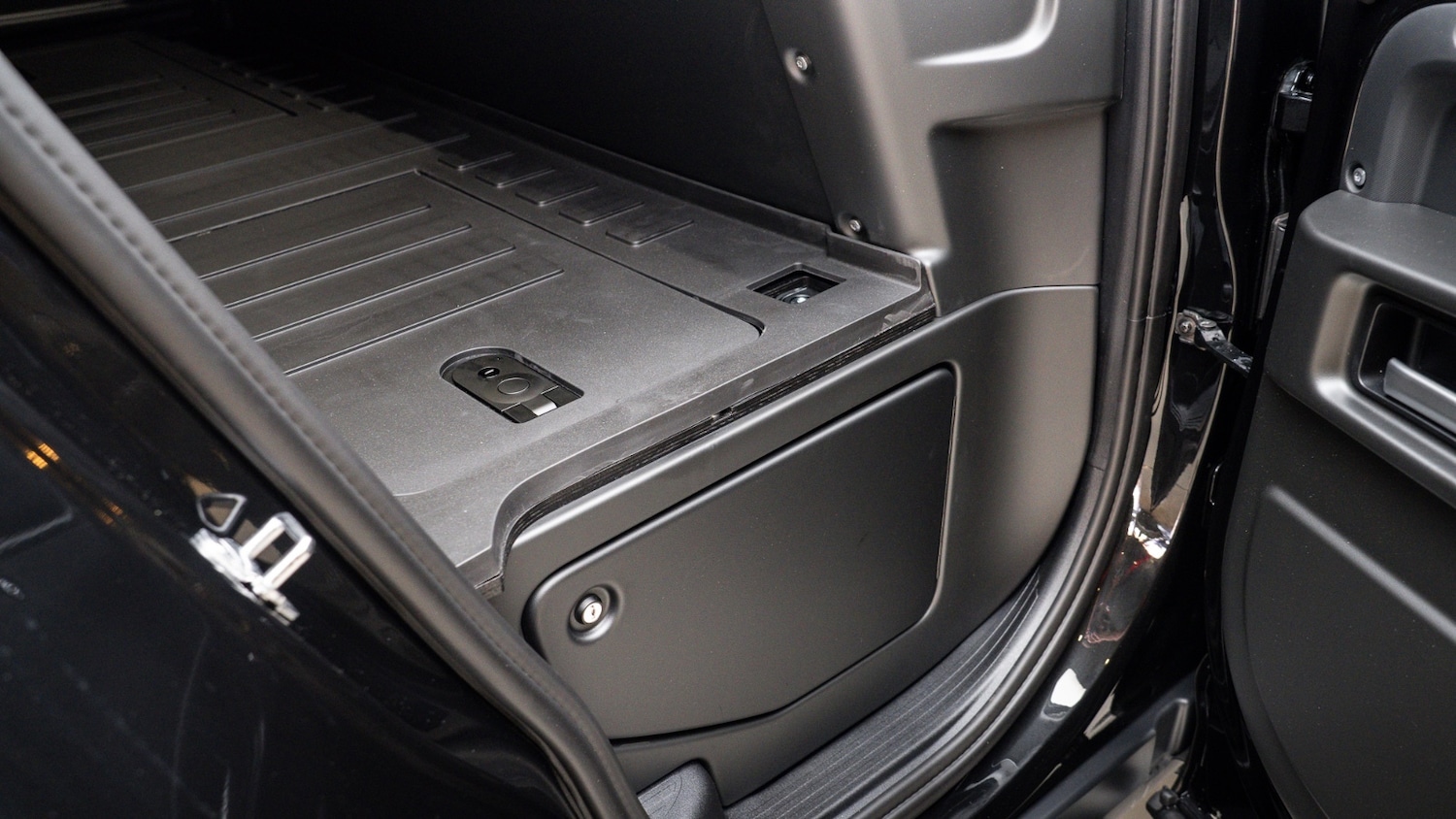 Used Land Rover Defender 2026 for sale - 78165842: Photo 11