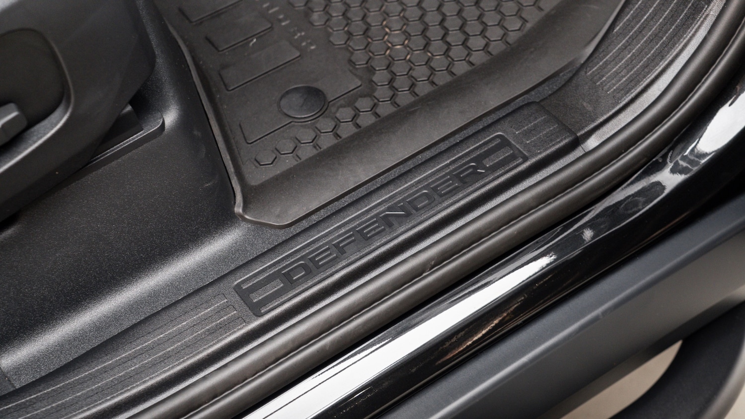 Used Land Rover Defender 2026 for sale - 78165842: Photo 15