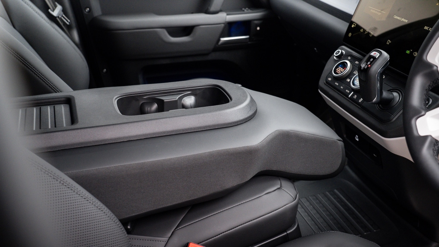 Used Land Rover Defender 2026 for sale - 78165842: Photo 16