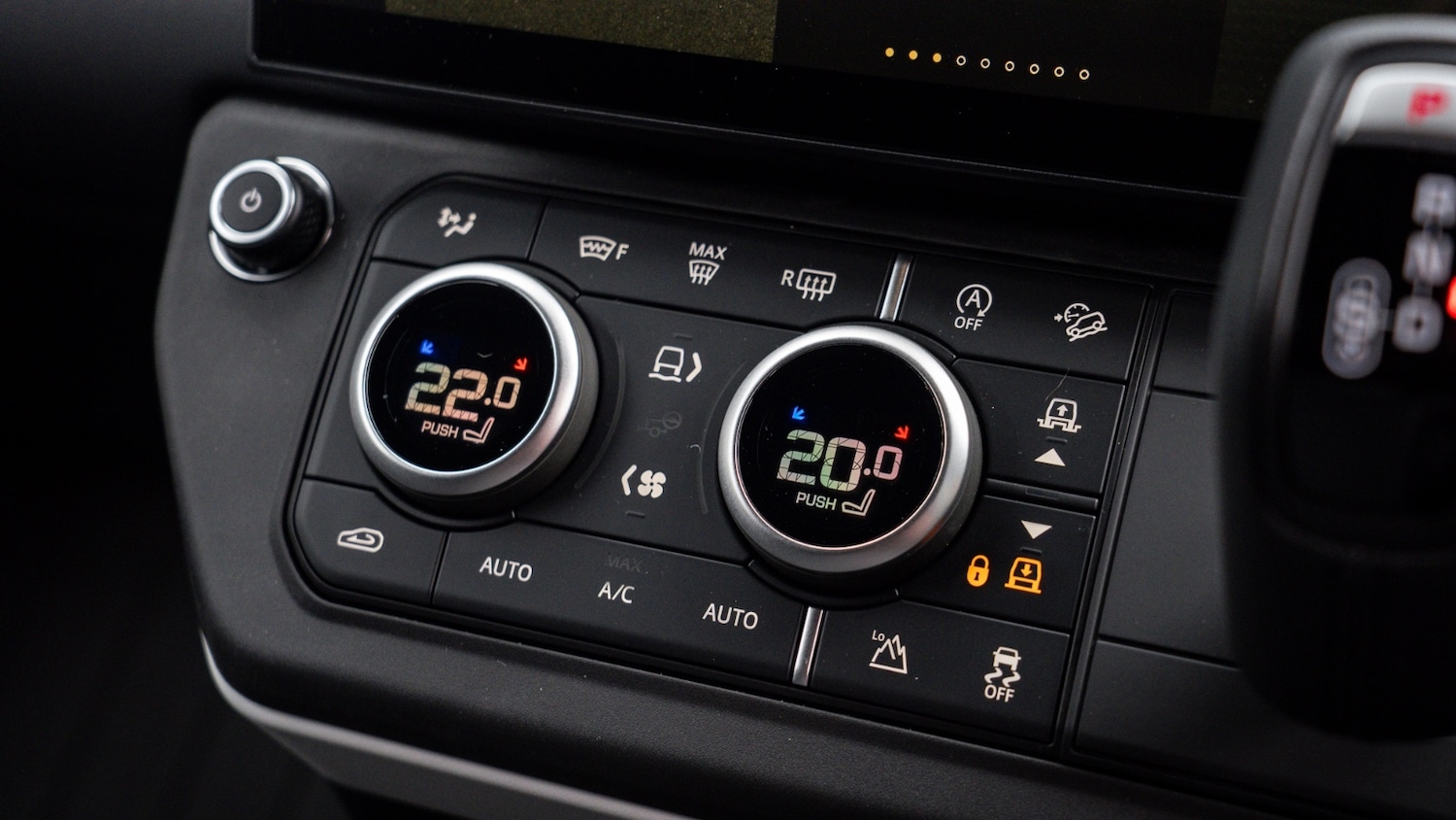 Used Land Rover Defender 2026 for sale - 78165842: Photo 19