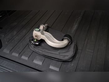 Used Land Rover Defender 2025 for sale - 78431459: Photo