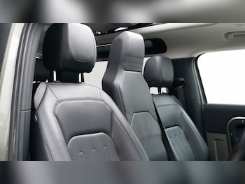 Used Land Rover Defender 2022 for sale - 78603407: Photo