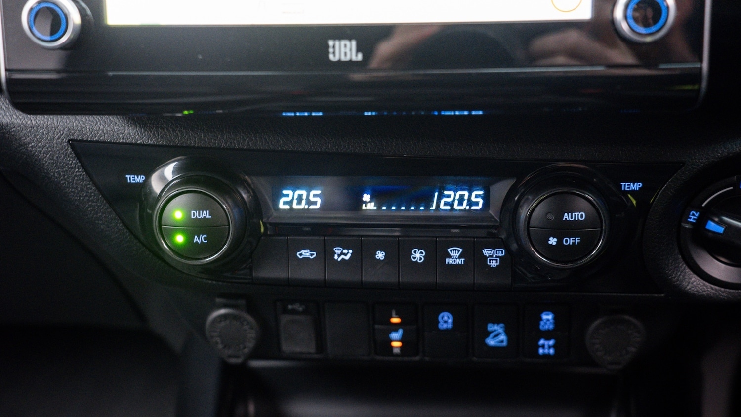 Used Toyota Hilux 2022 for sale - 78215946: Photo 22