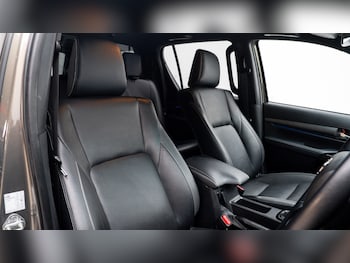 Used Toyota Hilux 2022 for sale - 78215946: Photo