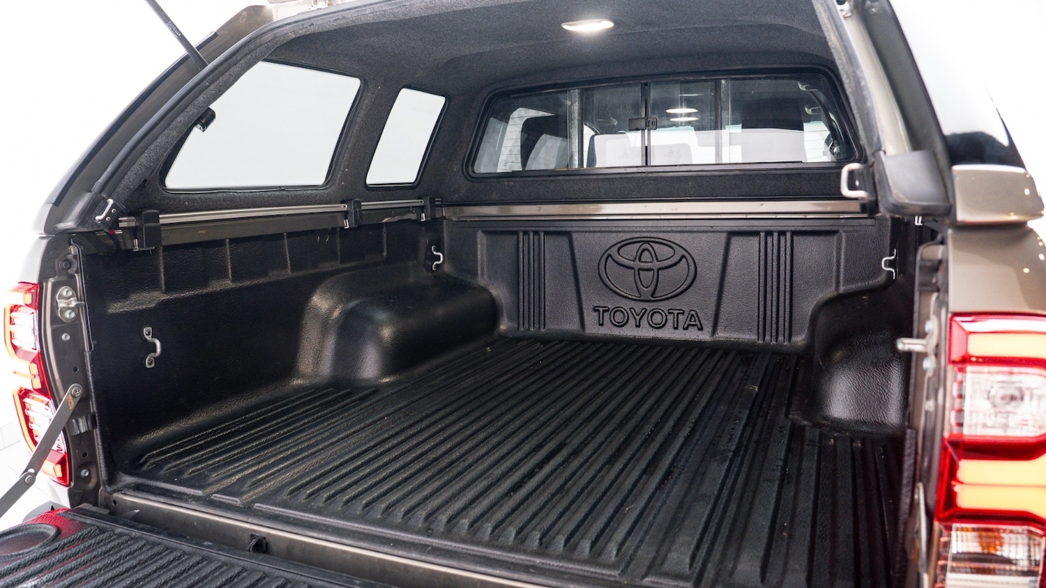 Used Toyota Hilux 2022 for sale - 78215946: Photo 8