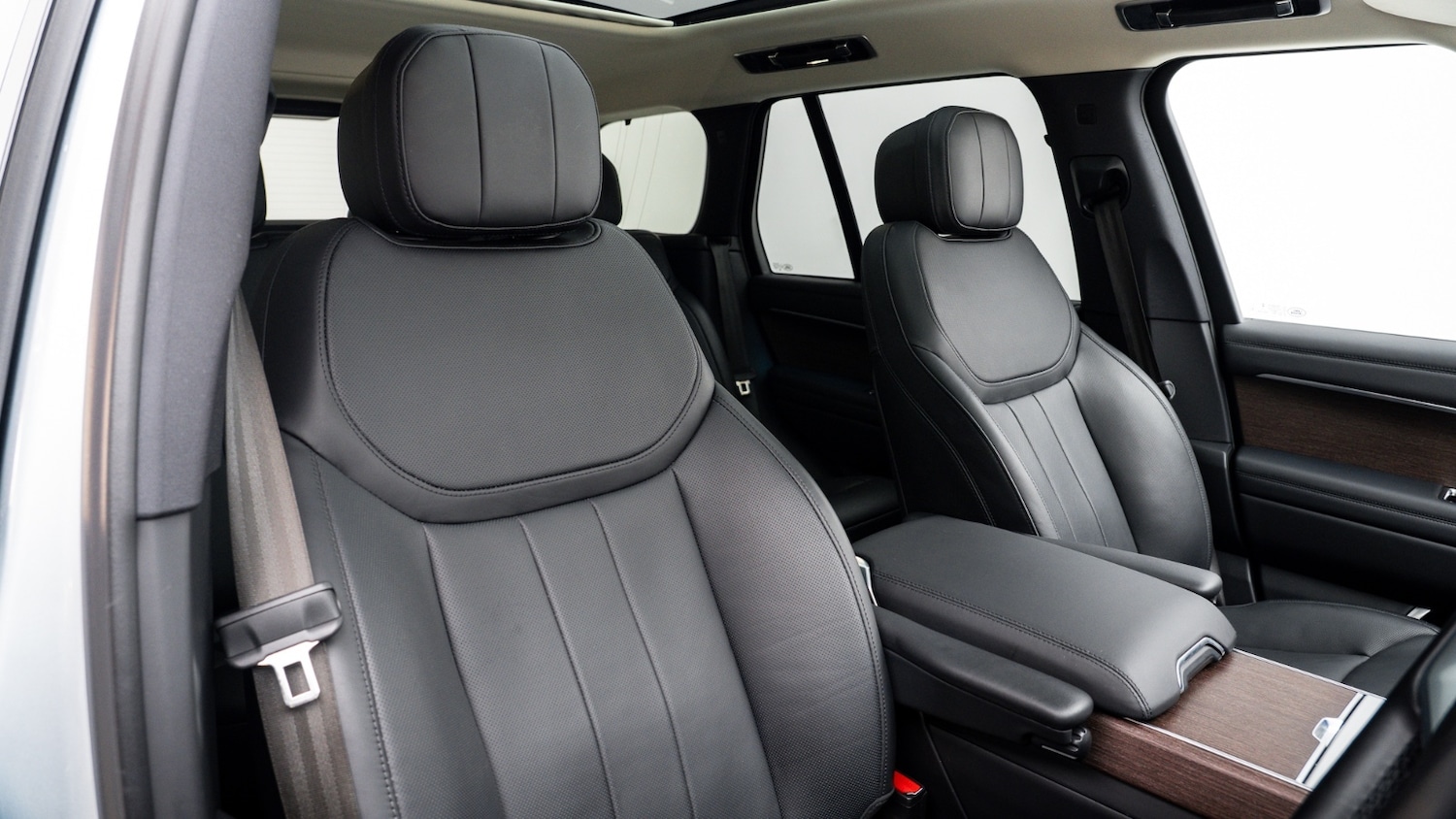 Used Land Rover Range Rover 2025 for sale - 77556821: Photo 3