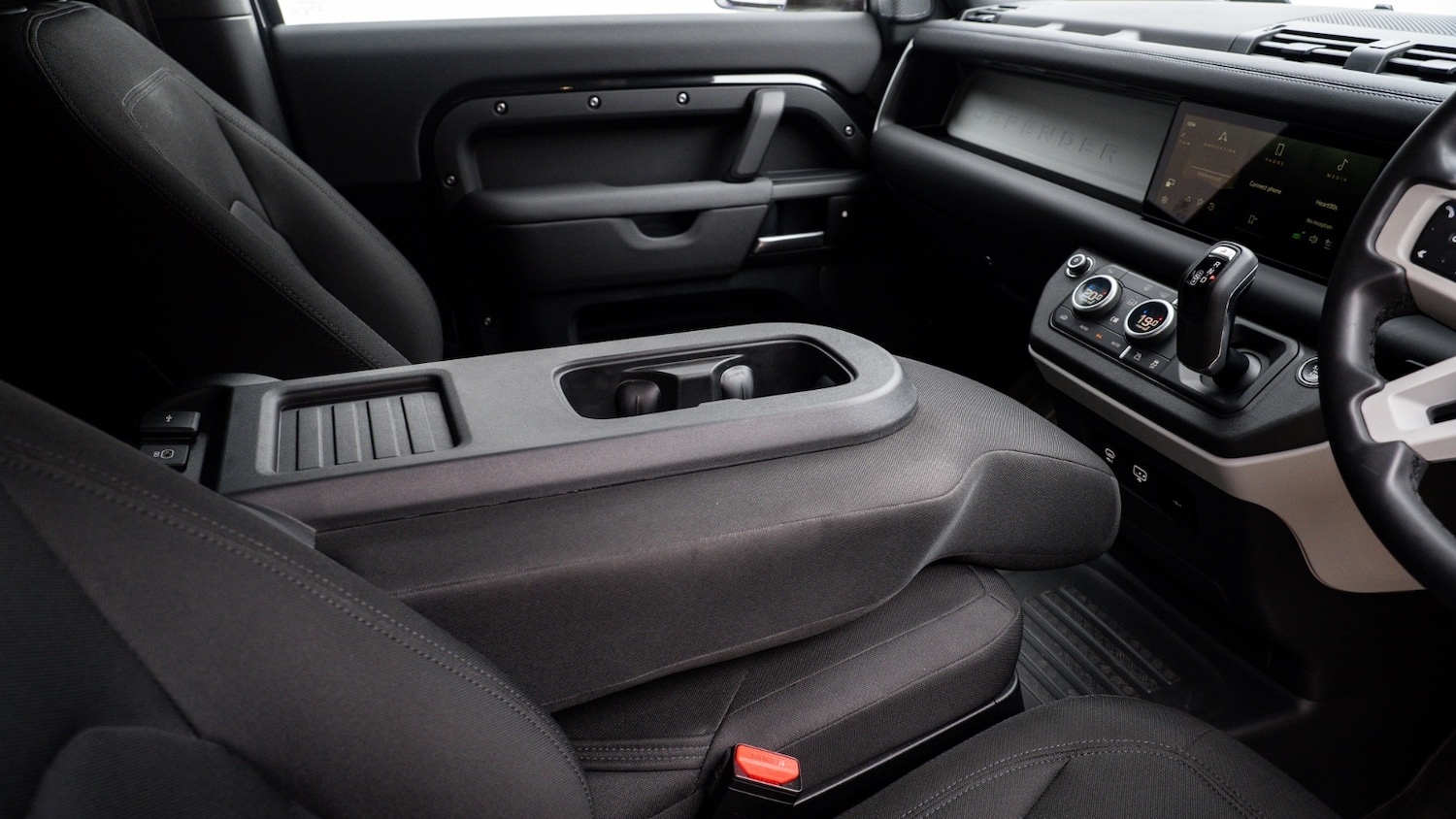 Used Land Rover Defender 2024 for sale - 77492721: Photo 11