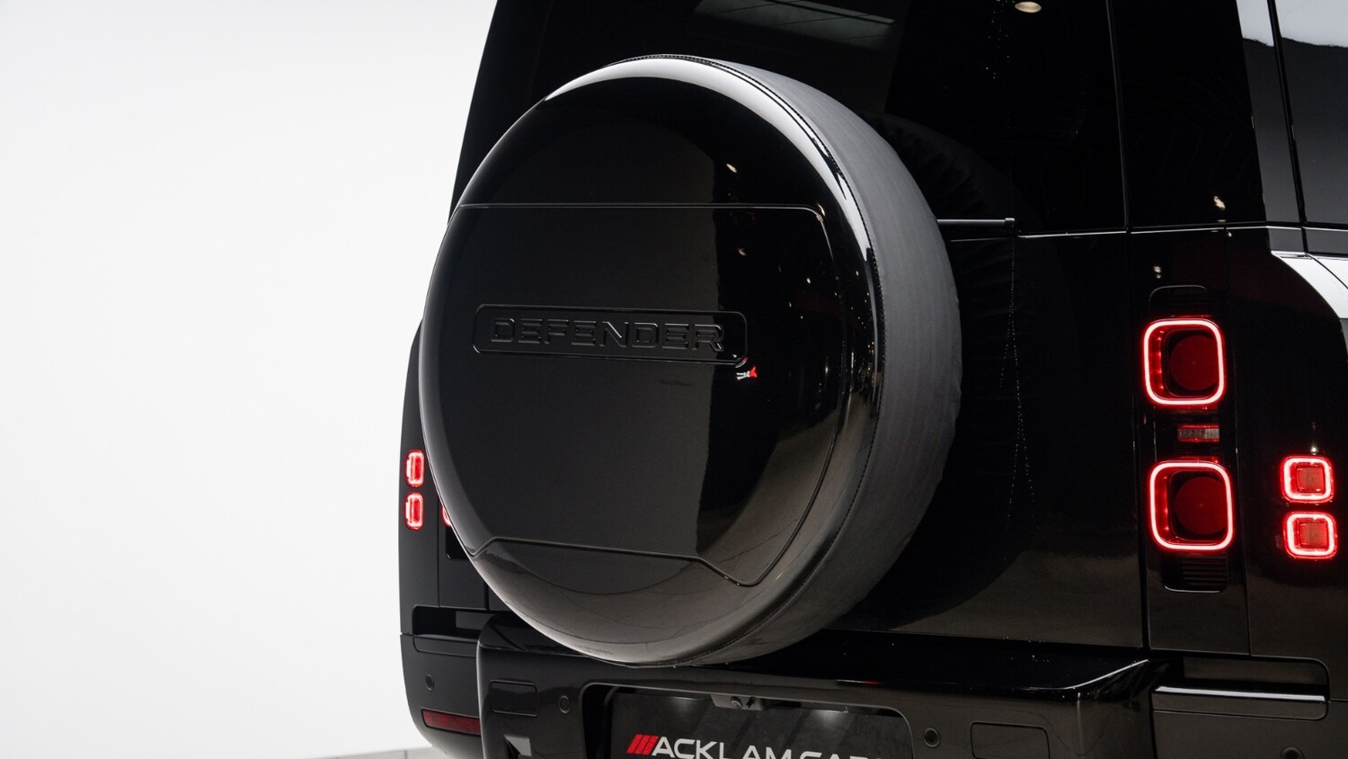 Used Land Rover Defender 2024 for sale - 77492721: Photo 38