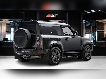 Used Land Rover Defender 2025 for sale - 78846787: Photo