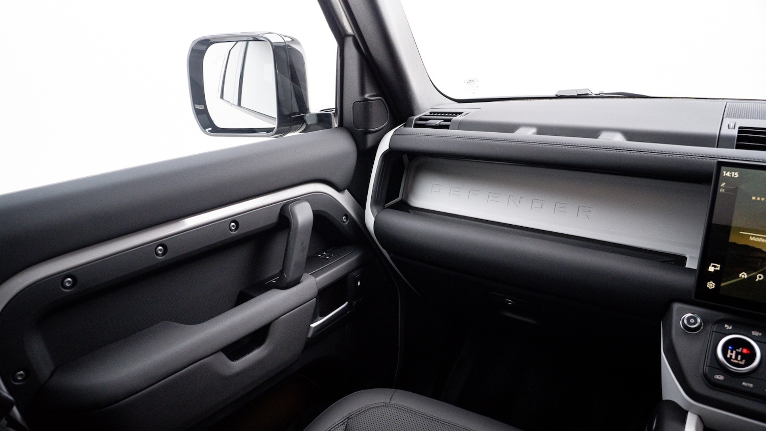 Used Land Rover Defender 2025 for sale - 77137666: Photo 18