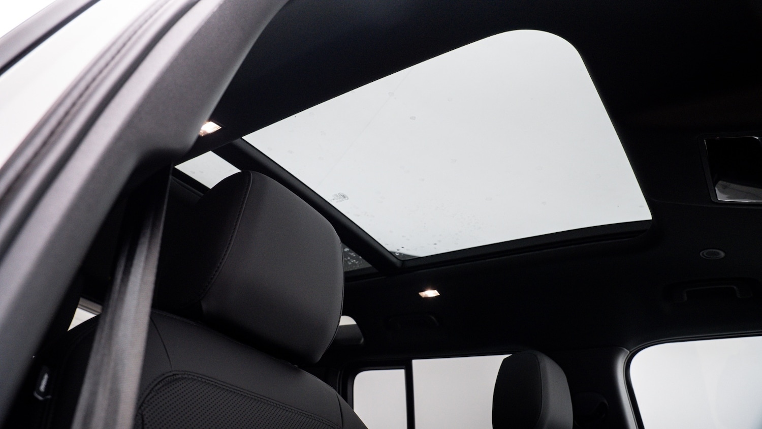 Used Land Rover Defender 2025 for sale - 77137666: Photo 19