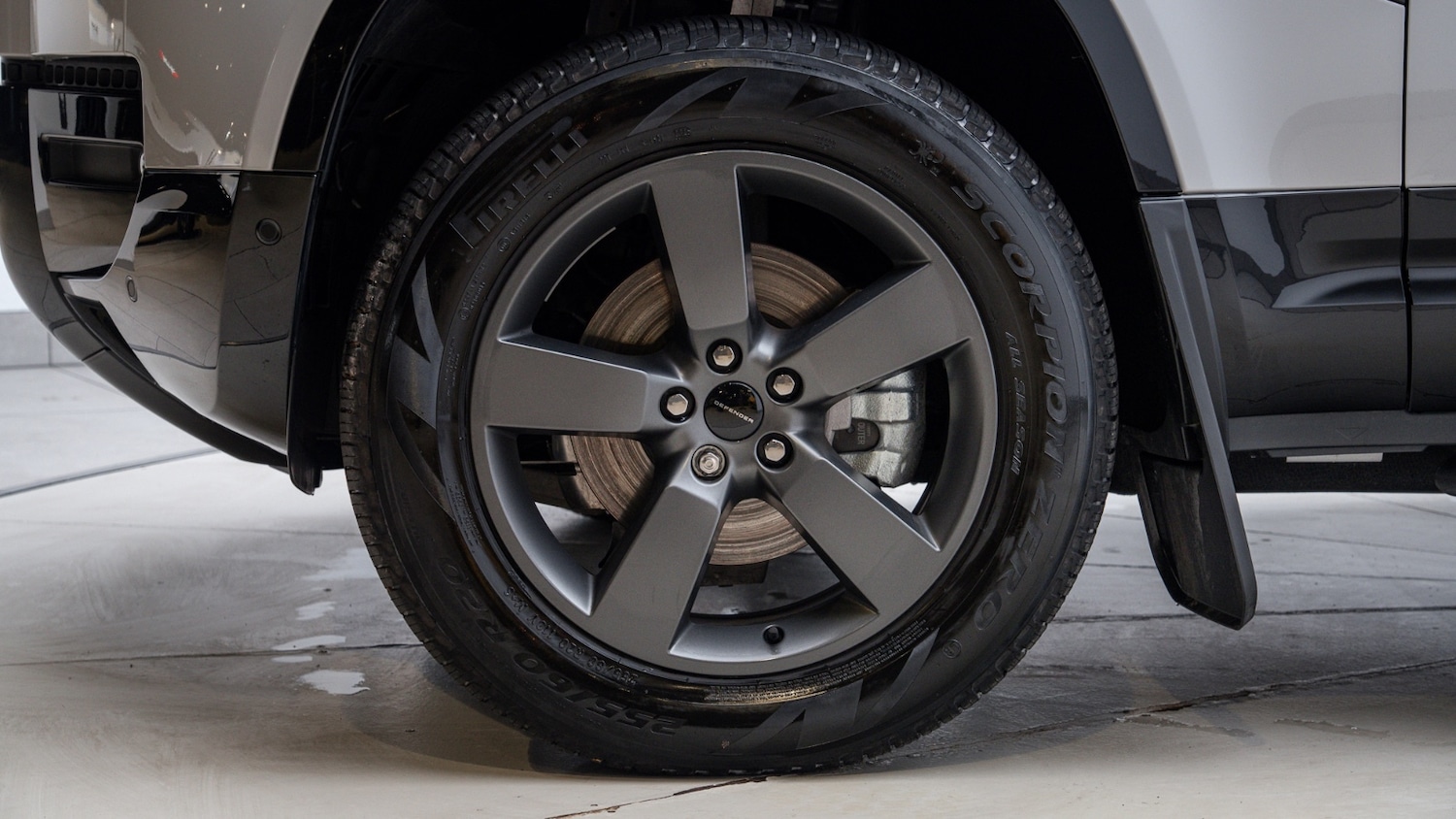 Used Land Rover Defender 2025 for sale - 77137666: Photo 28