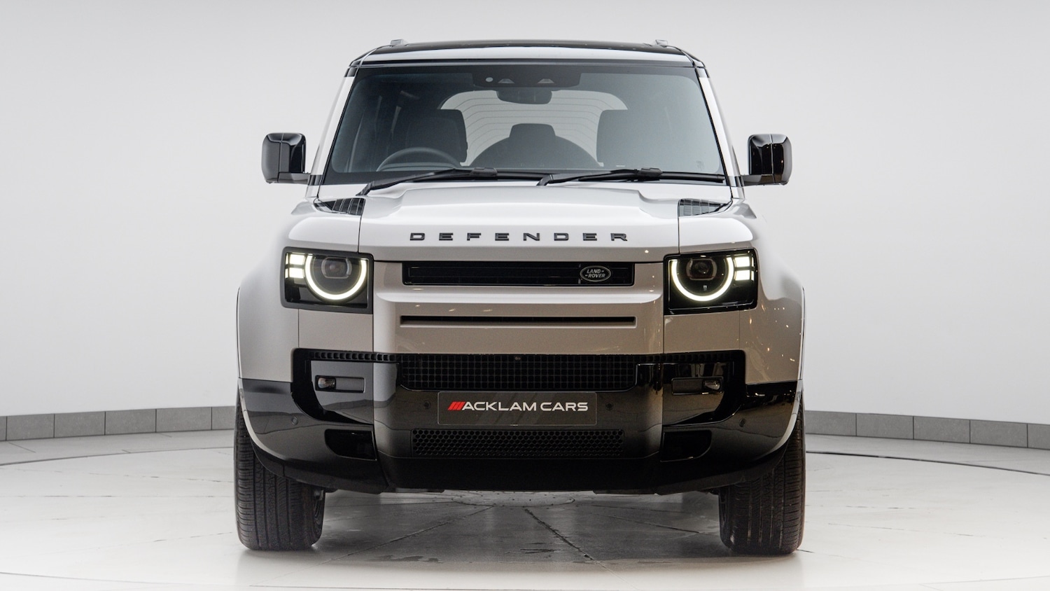 Used Land Rover Defender 2025 for sale - 77137666: Photo 4