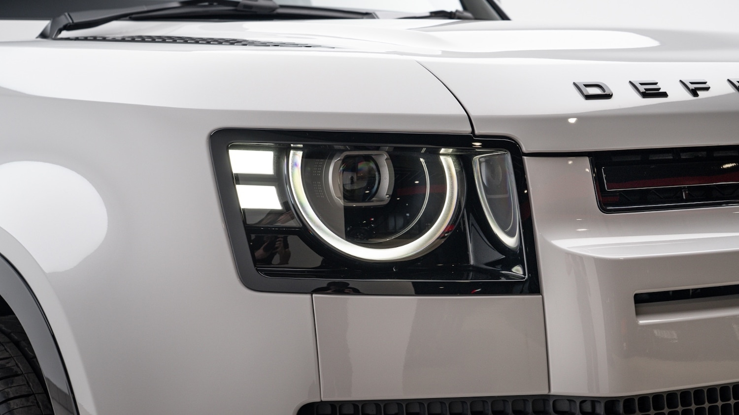 Used Land Rover Defender 2025 for sale - 77137666: Photo 42