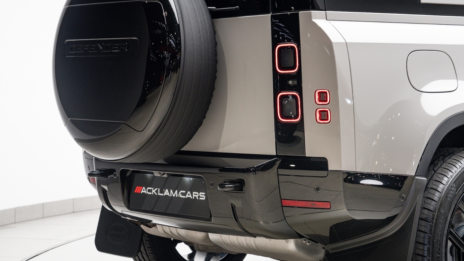 Used Land Rover Defender 2025 for sale - 77137666: Photo 45