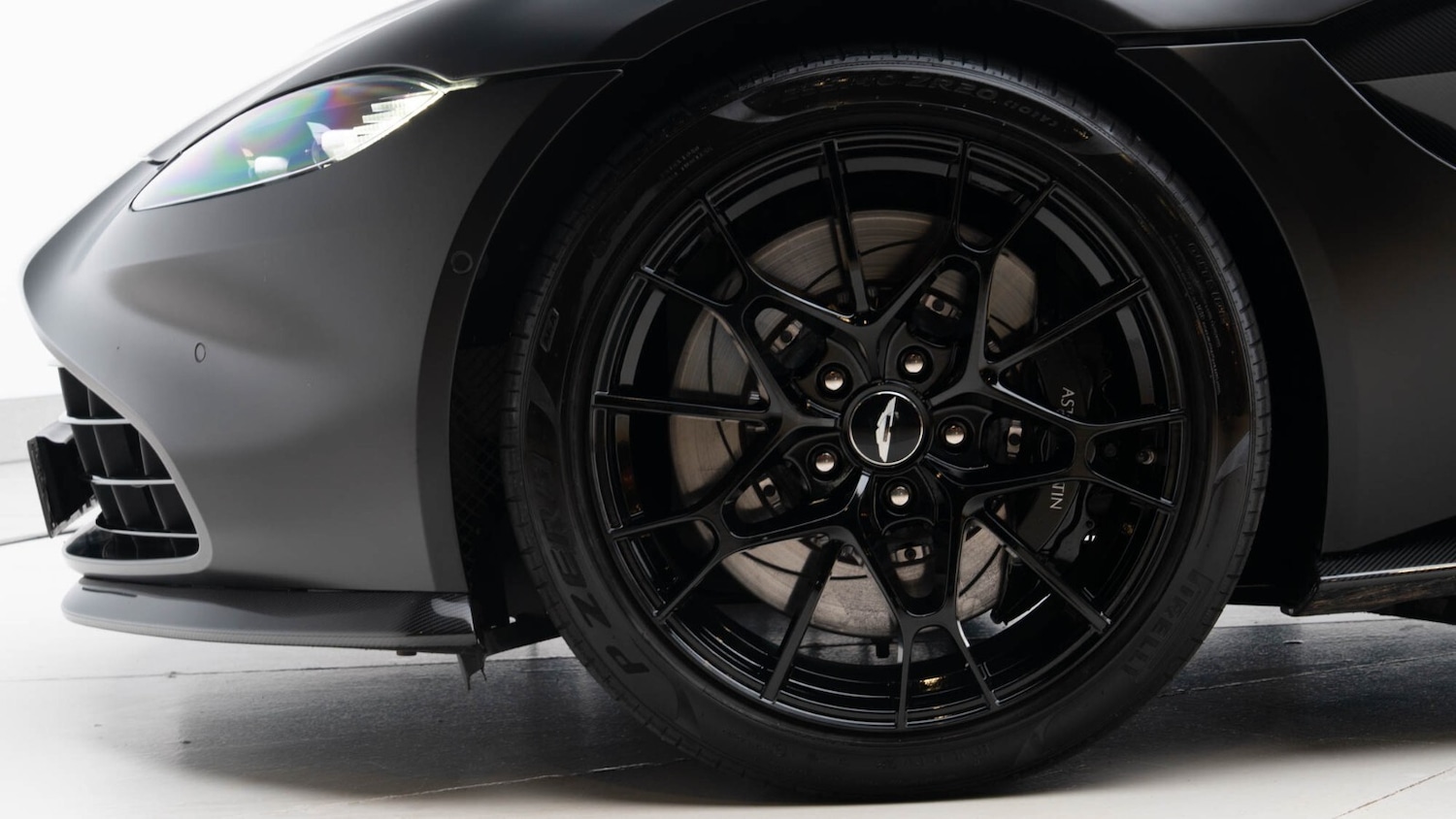 Used Aston Martin Vantage 2022 for sale - 77778329: Photo 10