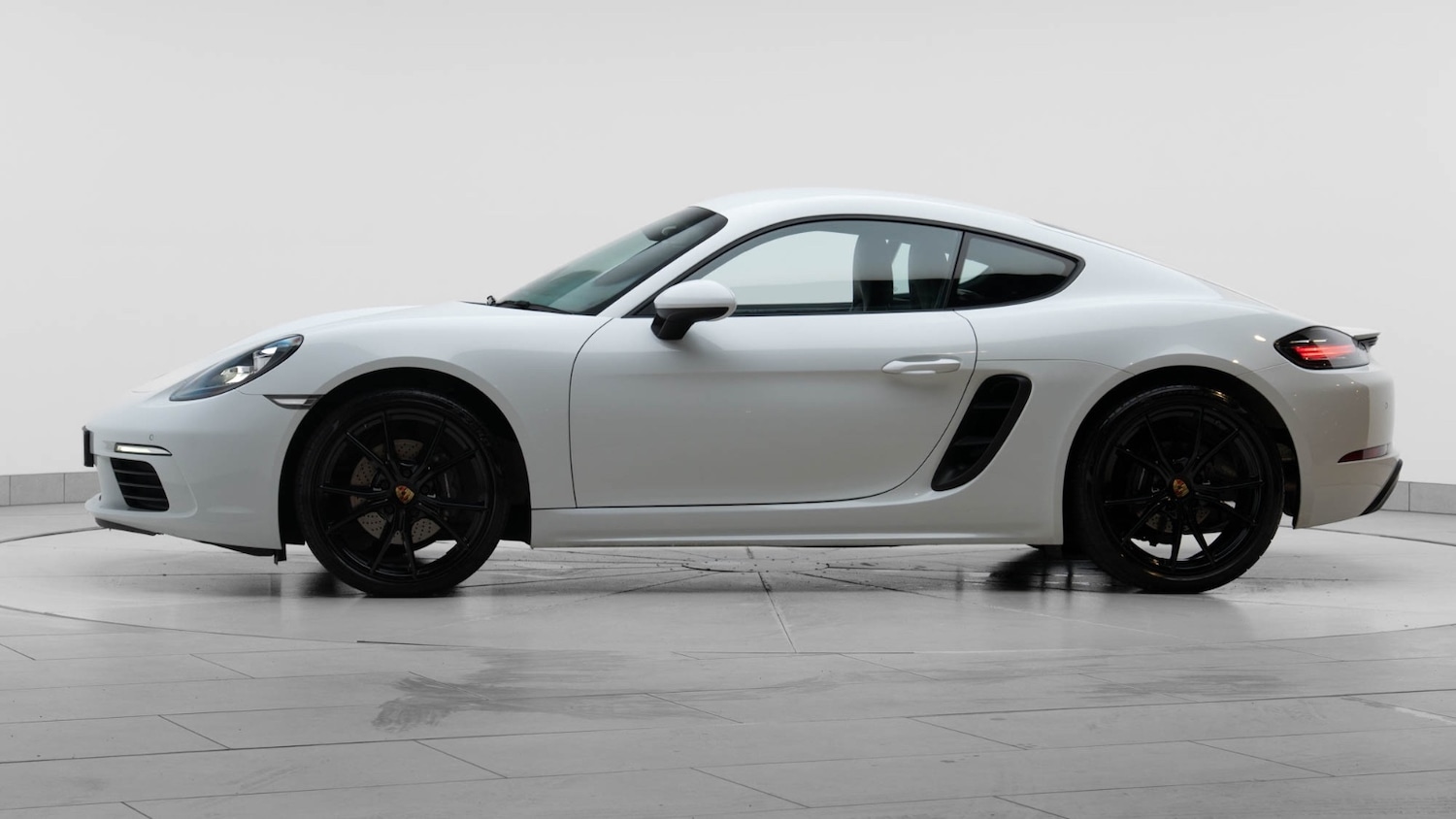 Used Porsche Cayman 2017 for sale - 78008969: Photo 4