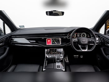 Used Audi Q7 2025 for sale - 77218703: Photo