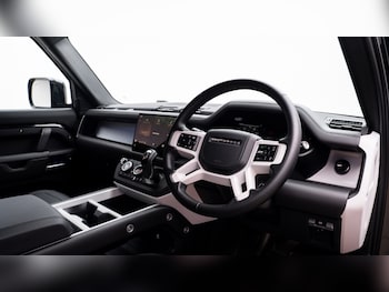 Used Land Rover Defender 2025 for sale - 77606978: Photo