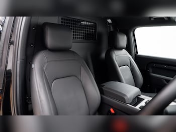 Used Land Rover Defender 2025 for sale - 77606978: Photo