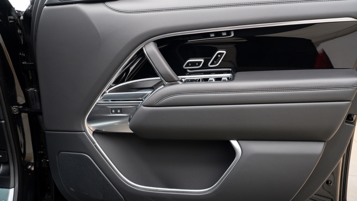 Used Land Rover Range Rover 2025 for sale - 78014413: Photo 27