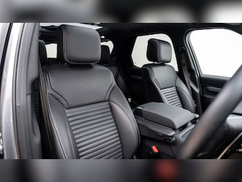 Used Land Rover Discovery 2025 for sale - 77307601: Photo