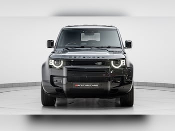 Used Land Rover Defender 2024 for sale - 78656638: Photo
