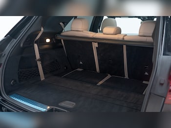 Used Mercedes-Benz GLE 2024 for sale - 77372990: Photo