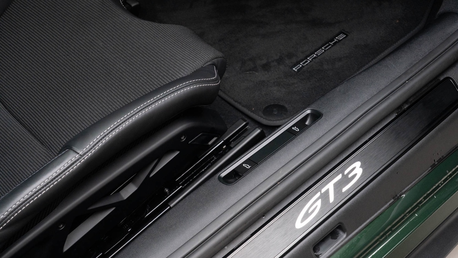 Used Porsche 911 2025 for sale - 76647858: Photo 32