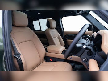 Used Land Rover Defender 2026 for sale - 78133600: Photo