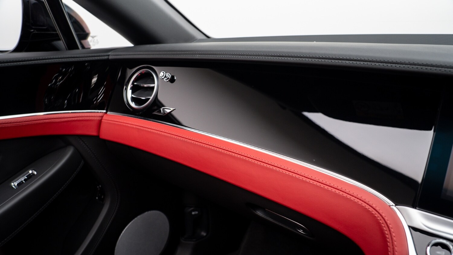 Used Bentley Continental 2022 for sale - 78179844: Photo 35