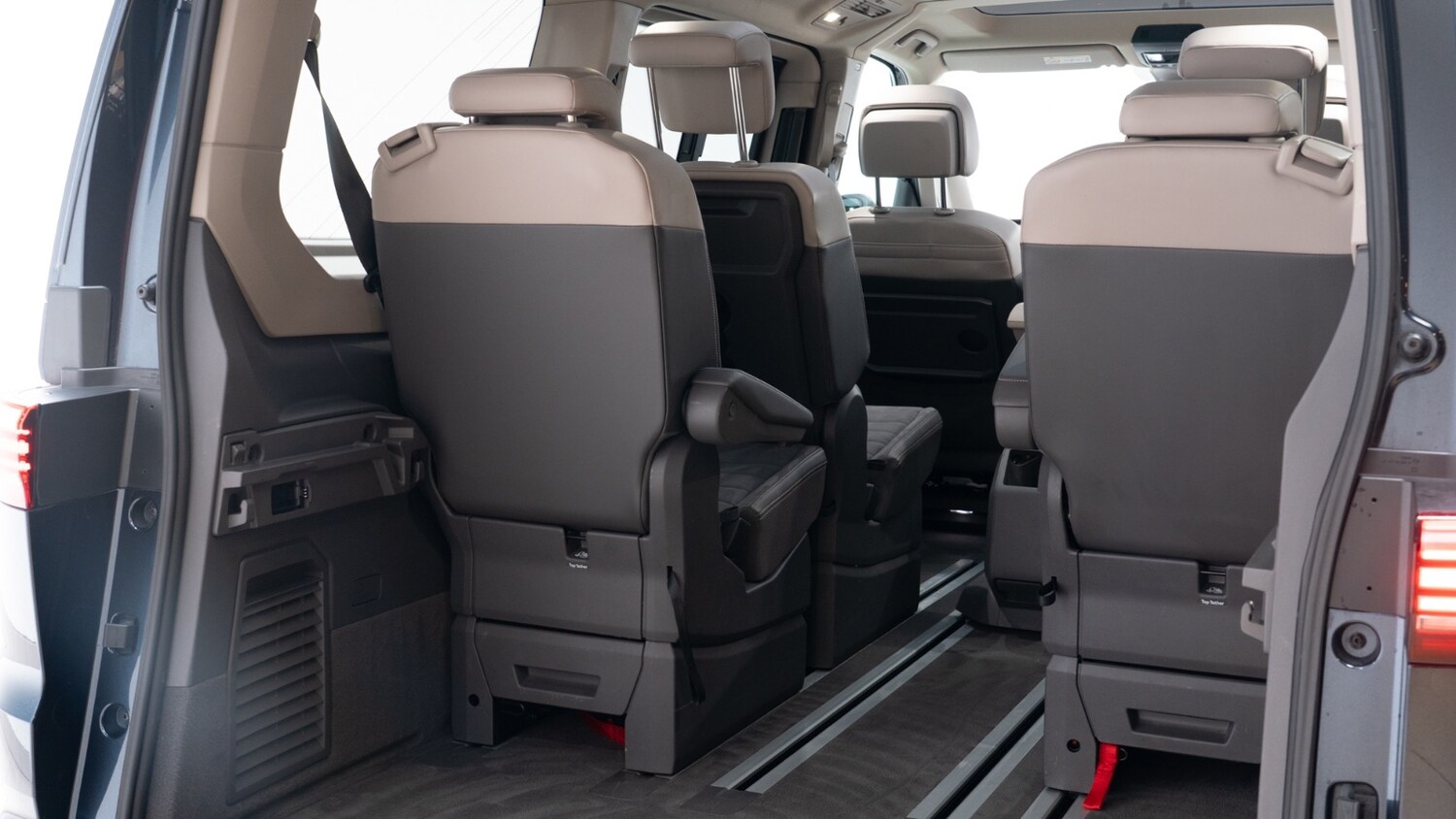 Used Volkswagen Multivan 2022 for sale - 76428059: Photo 14