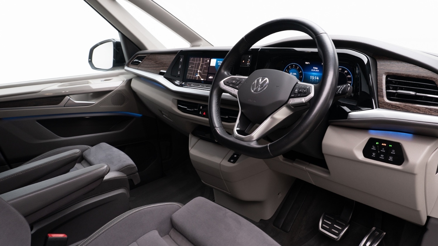 Used Volkswagen Multivan 2022 for sale - 76428059: Photo 23