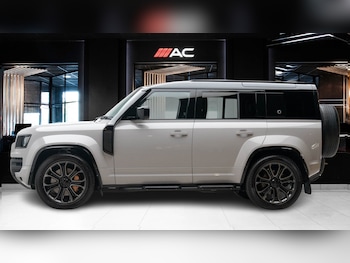 Used Land Rover Defender 2026 for sale - 79311648: Photo