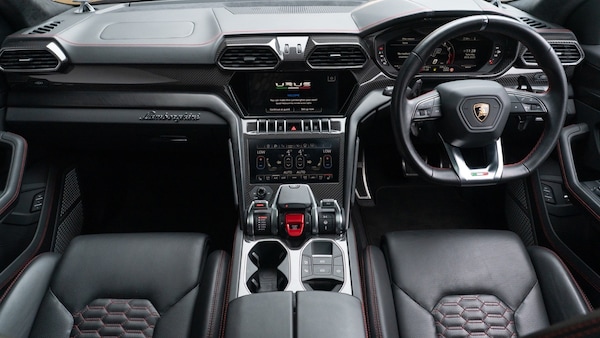 Used Lamborghini Urus 2022 for sale - 76208714: Photo 2