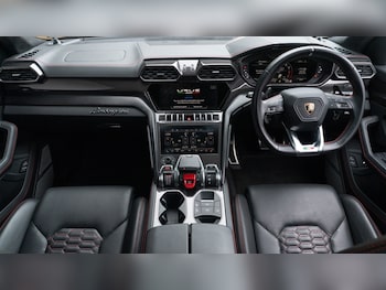 Used Lamborghini Urus 2022 for sale - 76208714: Photo 2