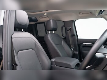 Used Land Rover Defender 2024 for sale - 76479726: Photo