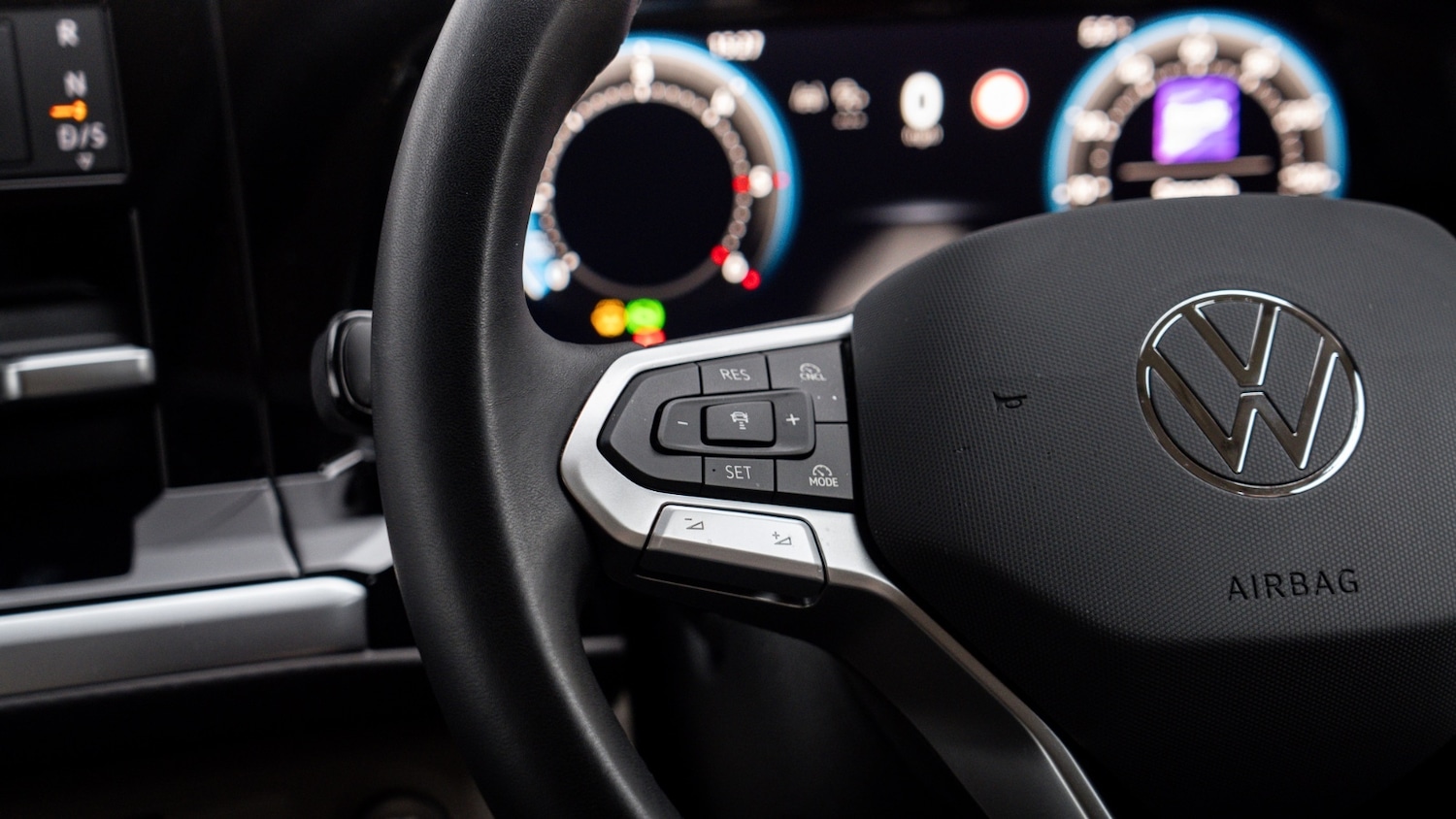 Used Volkswagen Multivan 2025 for sale - 77082636: Photo 14