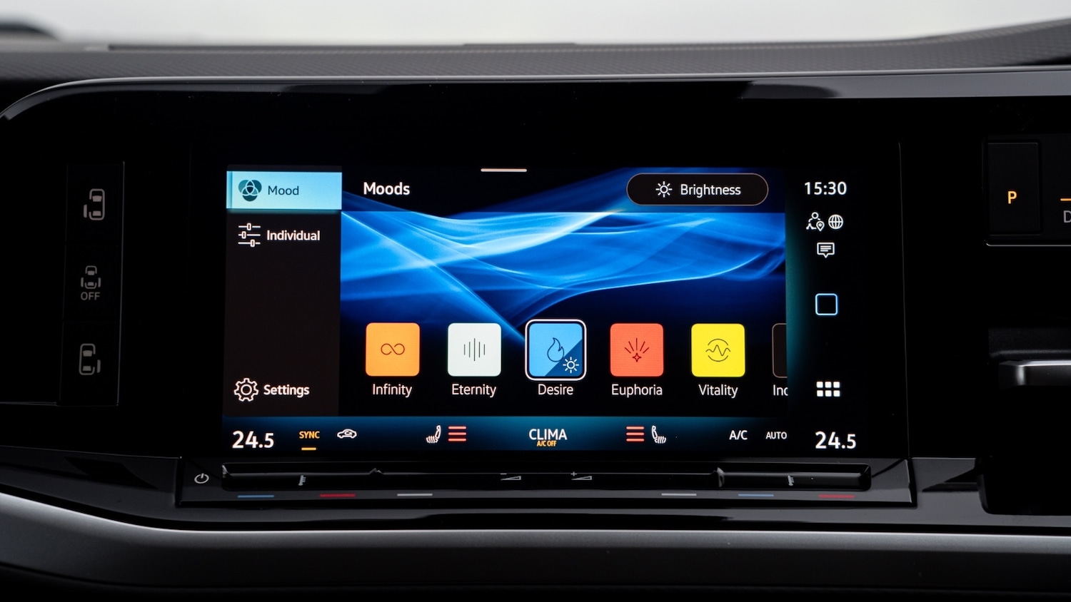 Used Volkswagen Multivan 2025 for sale - 77082636: Photo 20