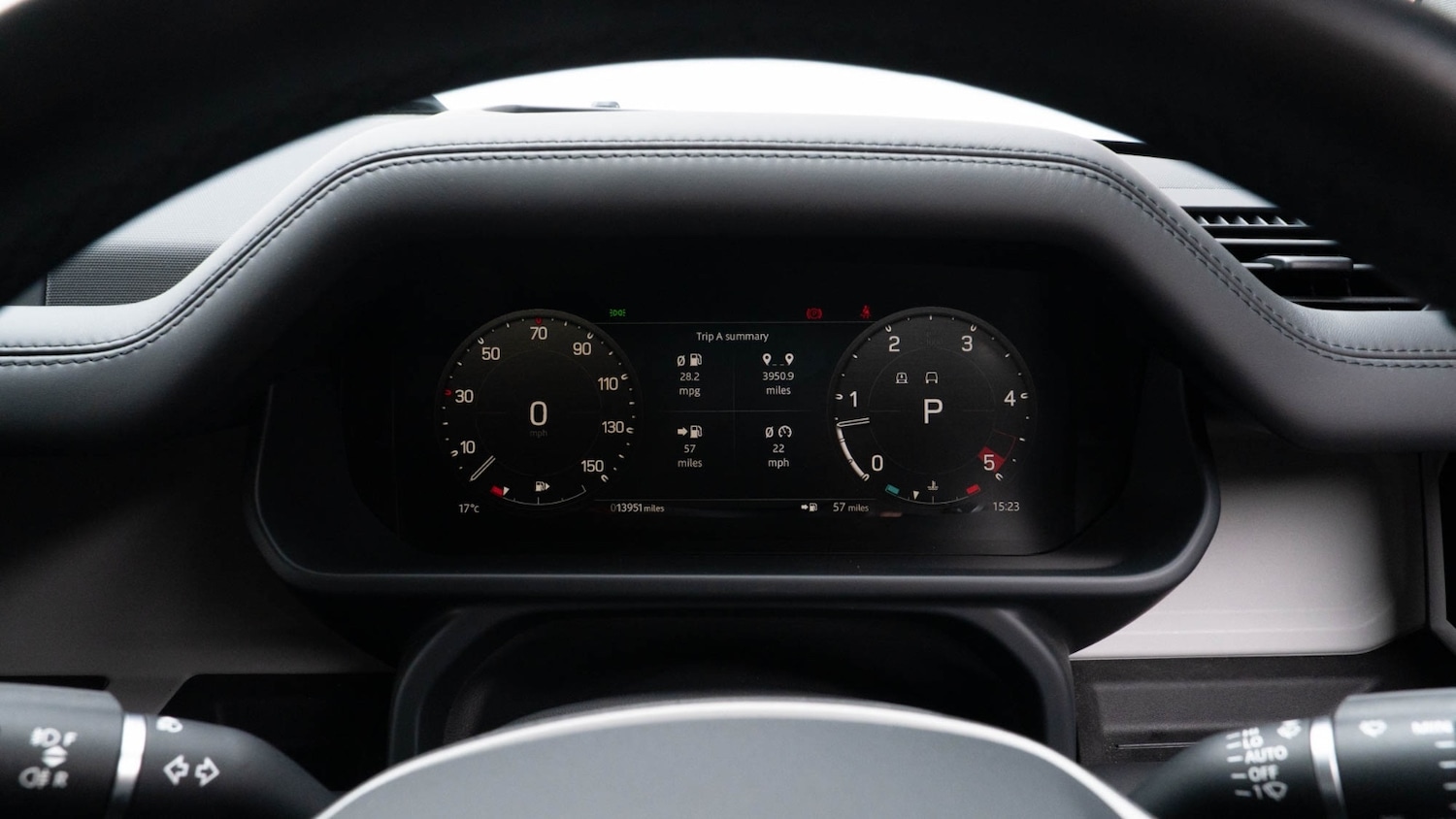 Used Land Rover Defender 2023 for sale - 76479730: Photo 27