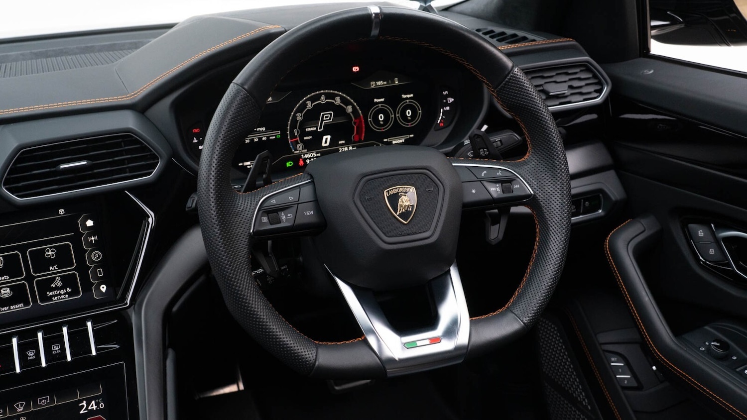 Used Lamborghini Urus 2023 for sale - 77903222: Photo 22