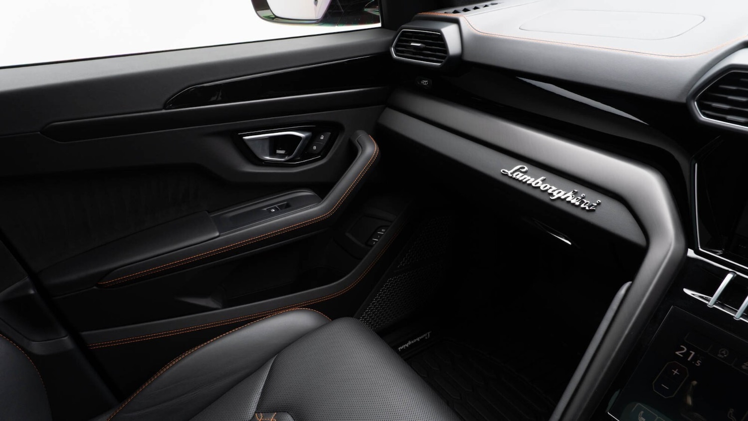 Used Lamborghini Urus 2023 for sale - 77903222: Photo 36