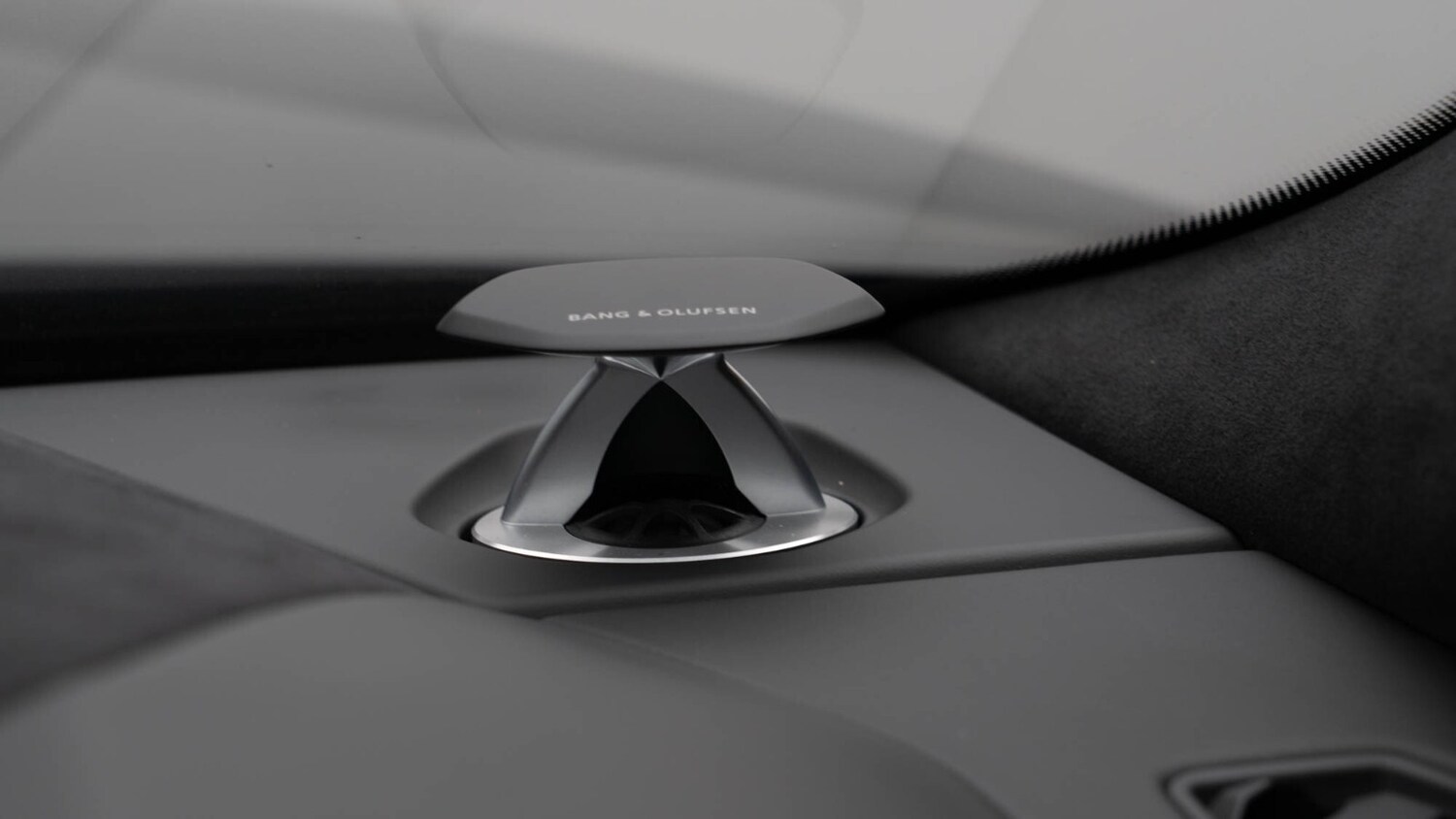 Used Lamborghini Urus 2023 for sale - 77903222: Photo 38