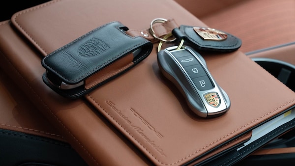 Used Porsche 911 2024 for sale - 76221868: Photo 16